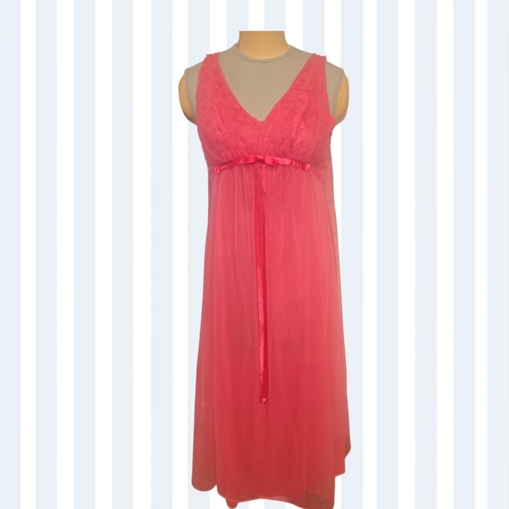 Retro Vanity‎ Fair Tricot All  Nylon  Nightgown Negligee Sheer Size 36 Pink Sexy